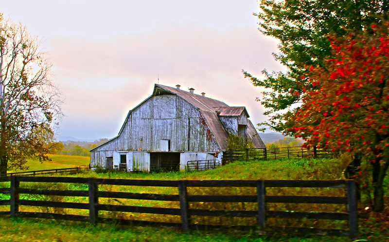 Outstanding a barn on an american farm.